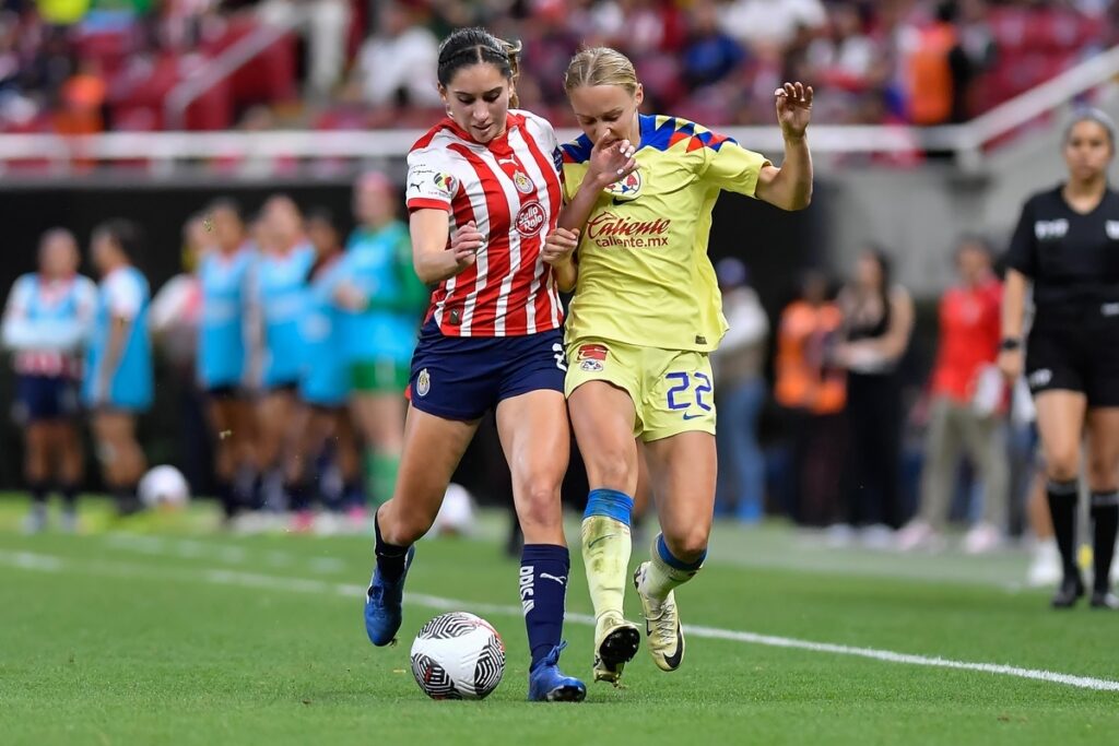 La Liga MX Femenil ha tenido un gran avance, donde incluso se han presentado llenos en partidos de alta expectación. MEXSPORT