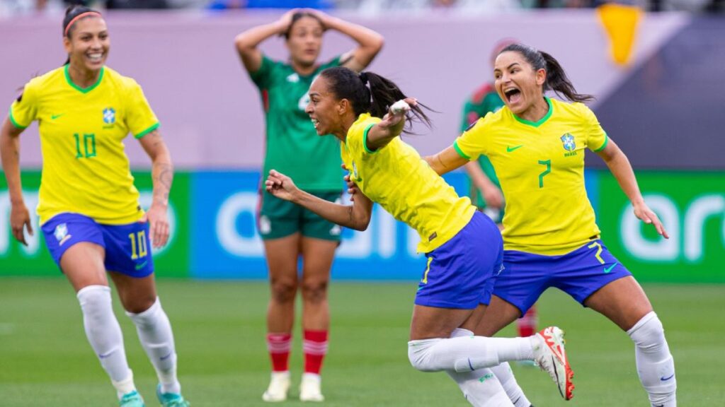 Brasil está venciendo a México en la Copa Oro Femenil