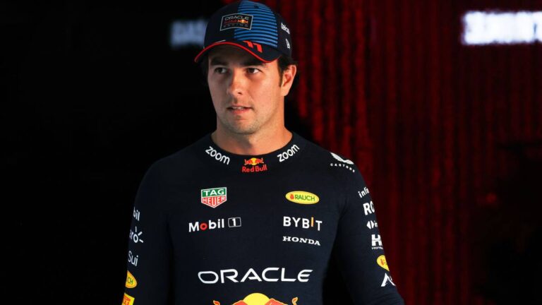Checo Pérez renovaría con Red Bull
