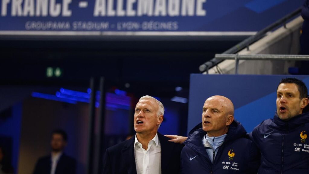 El técnico de Francia, Didier Deschamps, previo al juego ante Alemania