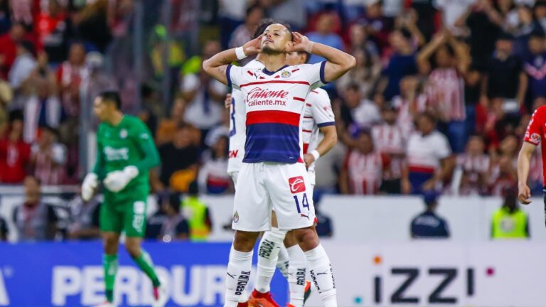 Chicharito volvió a festejar en el Estadio Jalisco | MEXSPORT