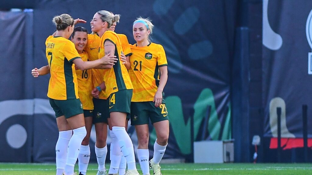 Hailey Raso (16) puso al frente a las australianas en el primer tiempo | MEXSPORT