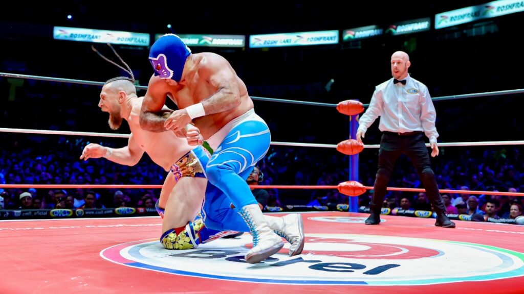 Blue Panther y Bryan Danielson se enfrentarán el 5 de abril en la Arena México | X: @CMLL_OFICIAL
