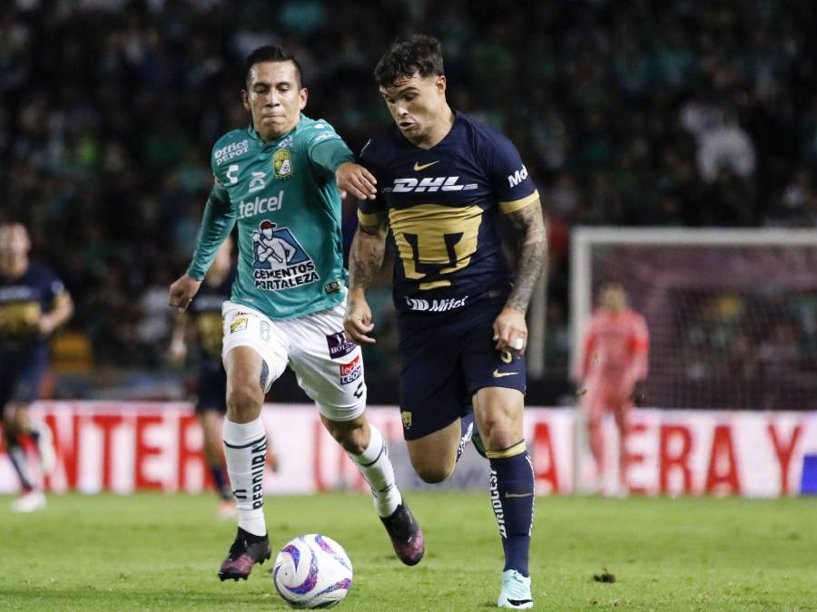 Christian Tabó durante un partido con Pumas | MEXSPORT