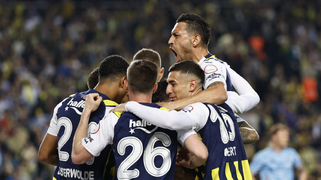 Fenerbahce va a mandar a sus futbolista jóvenes para la Supercopa Turca | X@Fenerbahce