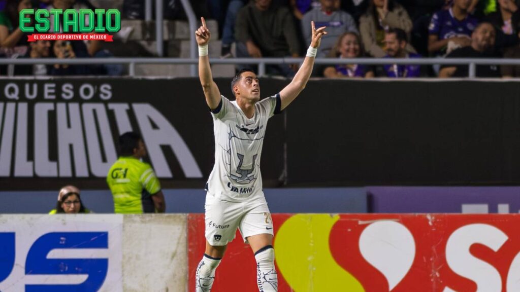 Funes Mori celebra su primer gol con Pumas