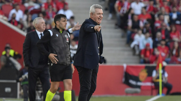El técnico mexicano aún no ha renovado con el Mallorca y quedaría libre a final de temporada | EFE