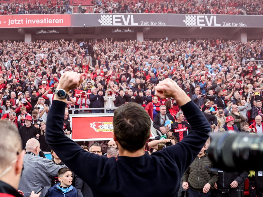 Xabi Alonso es campeón como técnico por primera vez | EFE