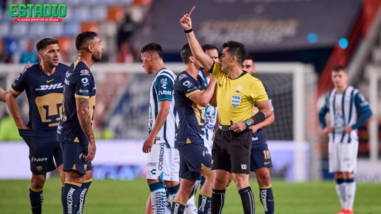 Nathán Silva fue expulsado del Pachuca vs Pumas por Adonai Escobedo